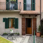 Leoni - Charming Full In Bellagio
