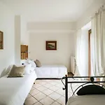 Leoni - Charming Full In
