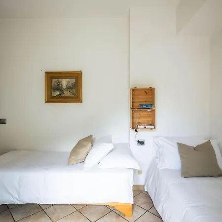 Leoni - Charming Full In Feriehus