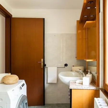 Leoni - Charming Full In Feriehus Bellagio